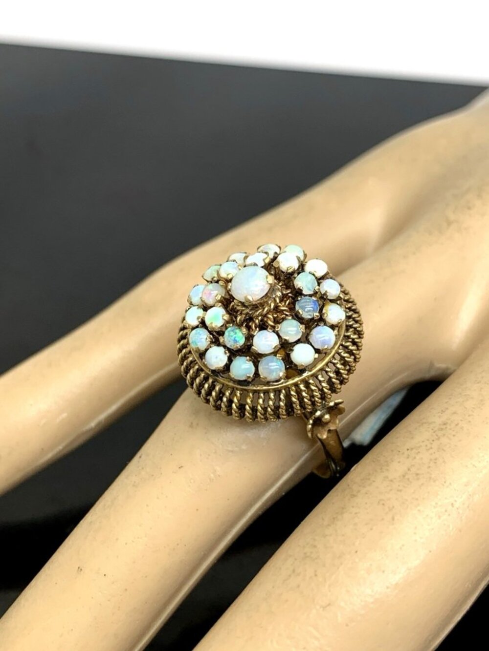 White Opal Cocktail Cluster Women's Ring 14k Yellow Gold Estate Jewelry Size 7.5 - Picture 15 of 16